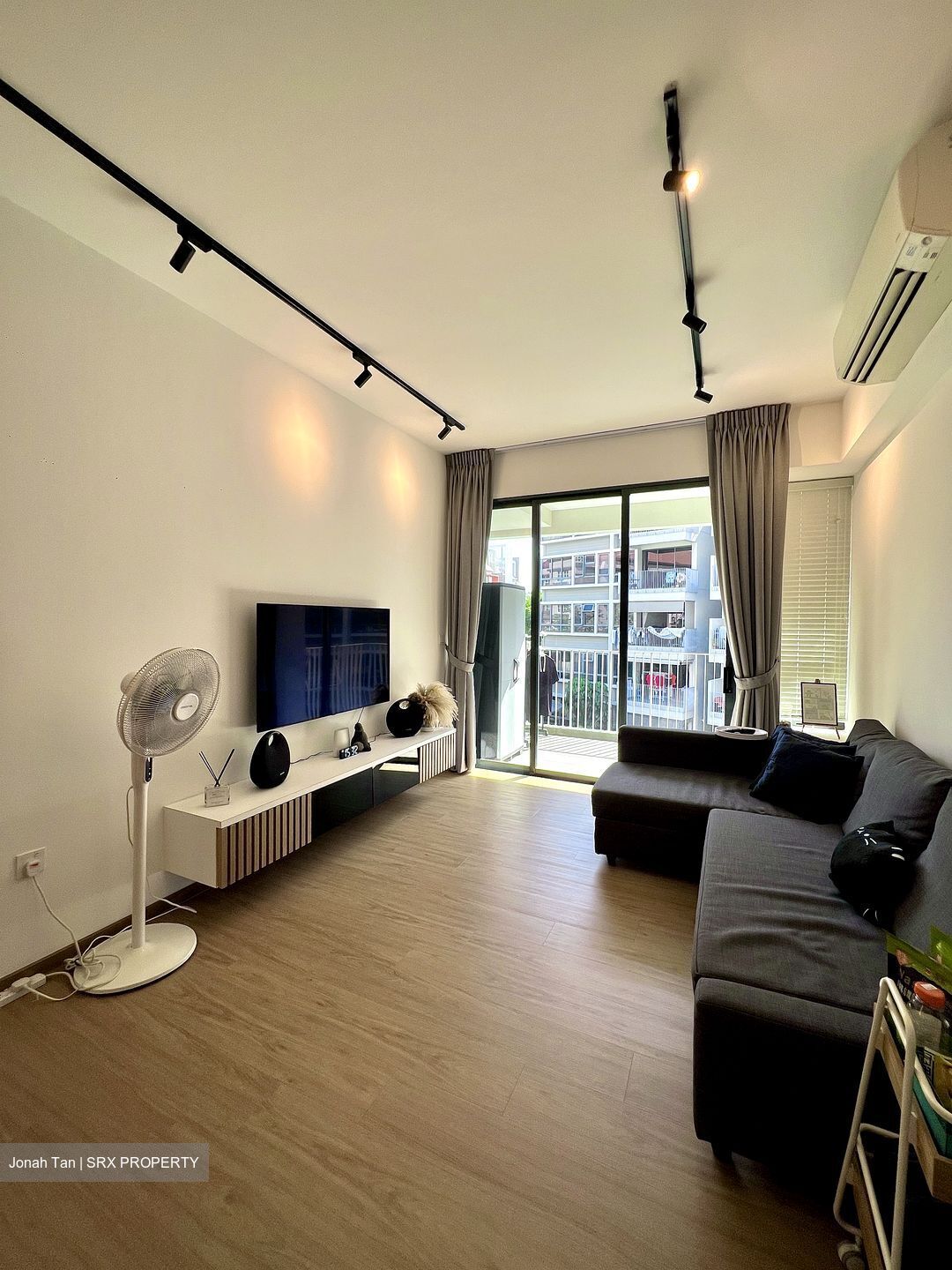 Residences Botanique (D19), Condominium #502064511